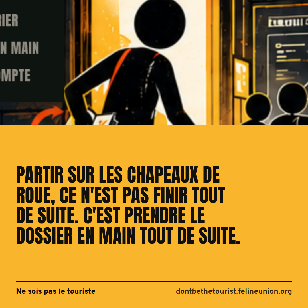 Une silhouette franchit une porte lumineuse, carte à la main, vers une salle de contrôle.